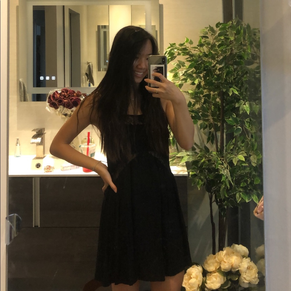 Tobi black flowy dress with lace detailing